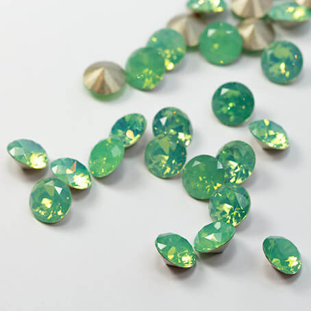Krakovski Crystal Chaton PACIFIC OPAL 1088