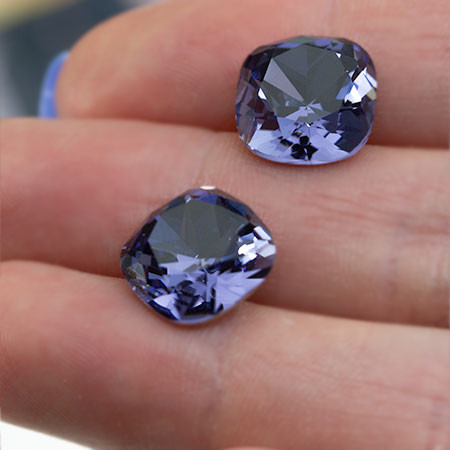Krakovski Crystal Cushion Fancy Stone 12mm TANZANITE