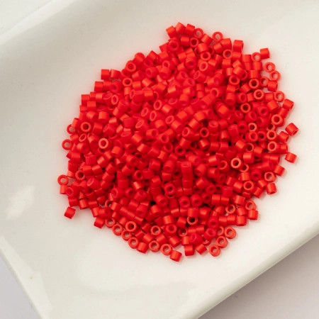 RED FIRE CRACKER Cylin Seed Beads 11/0